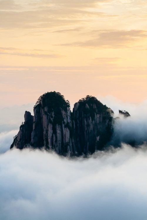 Voyages dans les nuages Voyages dans les nuages